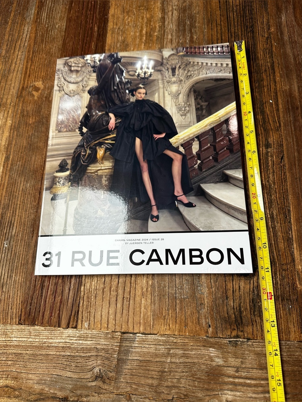 CHANEL Black Fashion Editorial magazine - Picture 9 of 10